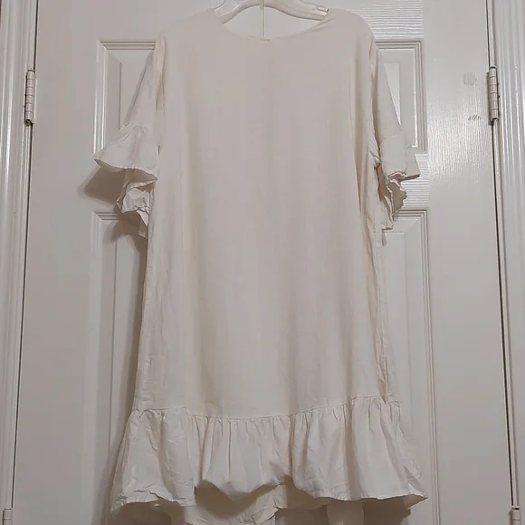 Urban outfitters white ruffle linen dress size small Urban outfitters white ruffle linen dress size small